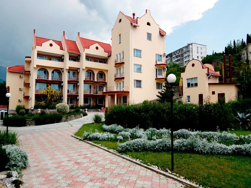«Крымский», Отель